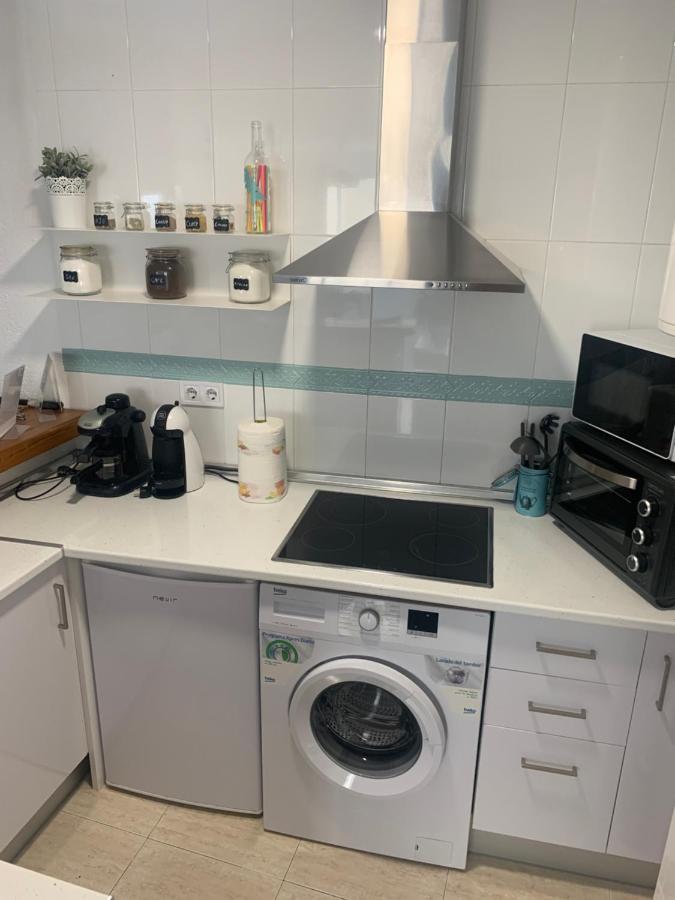 Апартаменты Apartamento Atico A 50 Metros De La Playa Will Ринкон-де-ла-Викториа Экстерьер фото